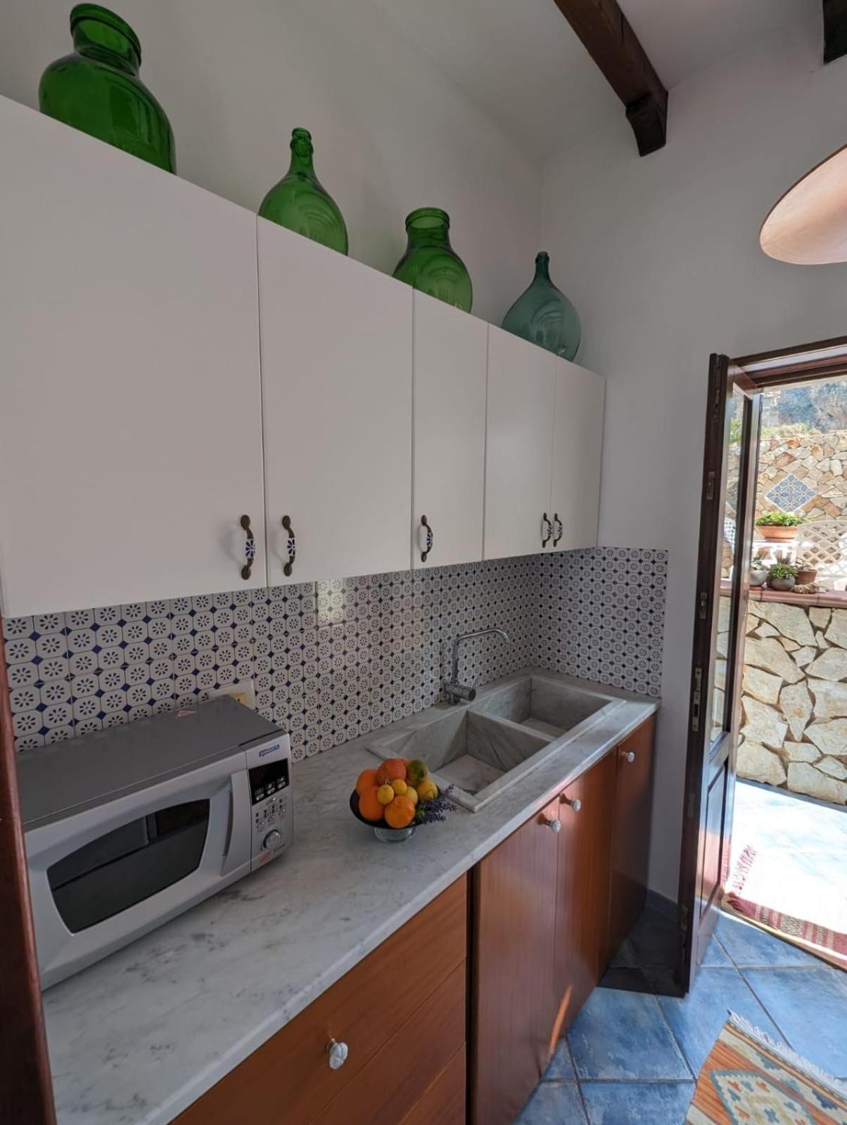 Villa Baia Di Cornino Custonaci Eksteriør billede