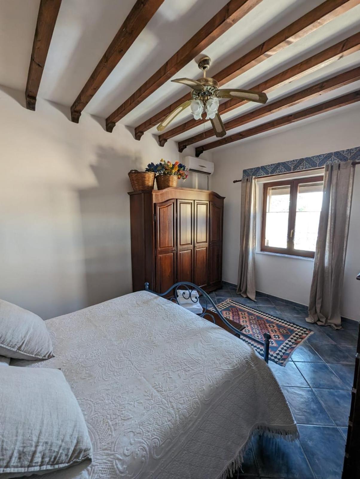 Villa Baia Di Cornino Custonaci Eksteriør billede